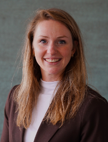 mr. Rachel Bruinen
